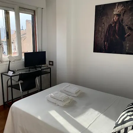 호텔 Y Restaurante Puerta De Aranda 2*