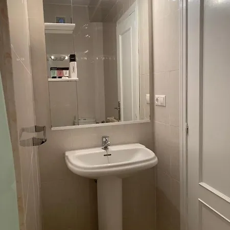 Hotel Y Restaurante Puerta De Aranda 2*