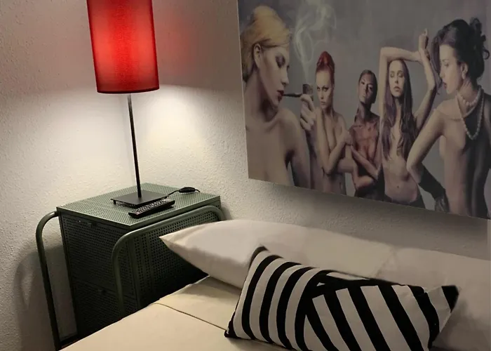 Y Restaurante Puerta De Aranda 아란다데두에로