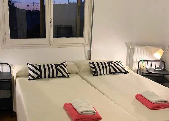 Y Restaurante Puerta De Aranda