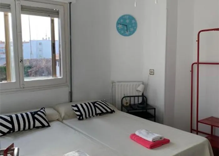 Y Restaurante Puerta De Aranda 호텔